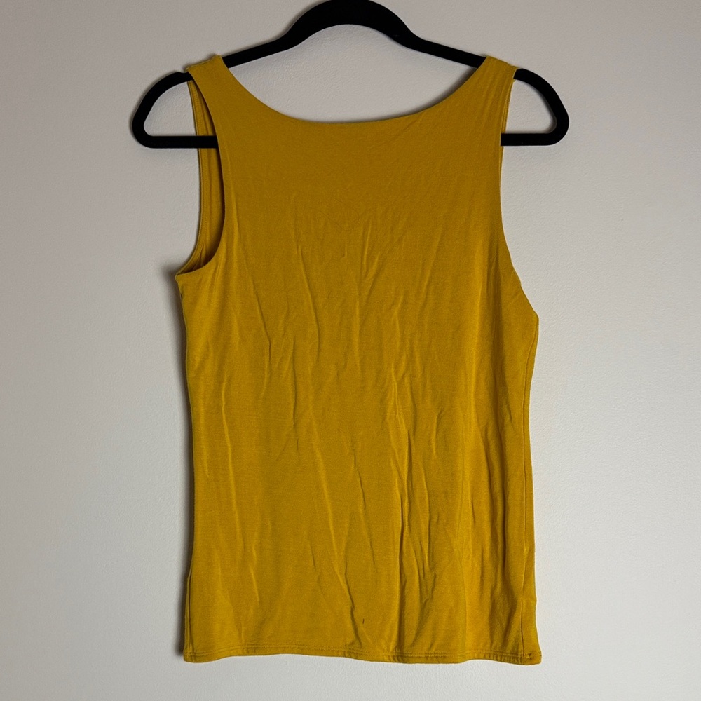 Tahari Women's Mustard Yellow Sleeveless Stretch Tank Top Low Back Size M